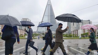 Severná Kórea mobilizuje armádu. Distribuuje lieky proti covidu