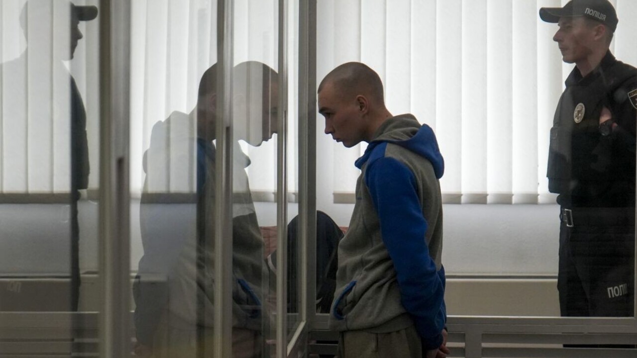 Ukrajiny: Obhajca ruského vojaka žiada súd o jeho oslobodenie