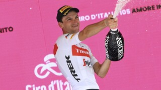 Ciccone triumfoval v 15. etape pretekov Giro d'Italia. Druhý finišoval Kolumbijčan Buitrago