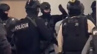 Muž, ktorý sa vyhrážal masovou vraždou na Spiši, je už v rukách polície