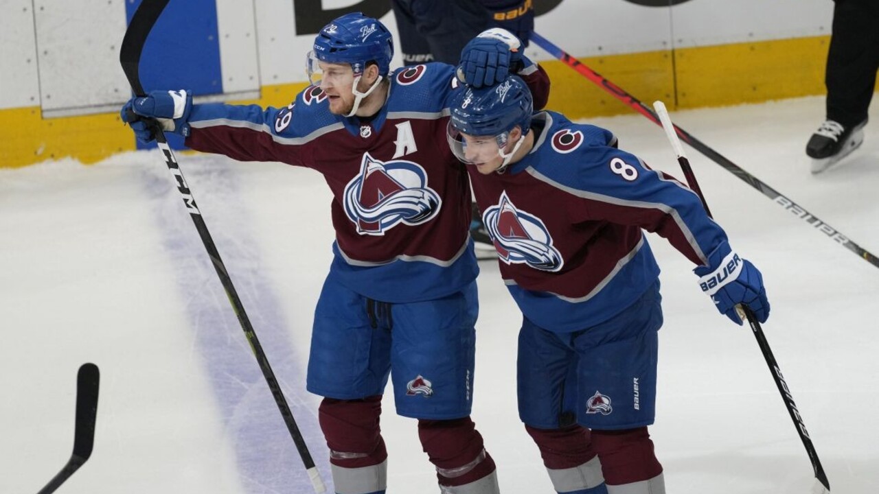 NHL: Colorado v 6. zápase zdolalo St. Louis 3:2, postúpilo do finále konferencie