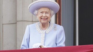 V Nemecku odtajnili dokumenty, ktoré prezrádzajú podrobnosti zo života kráľovnej Alžbety II.