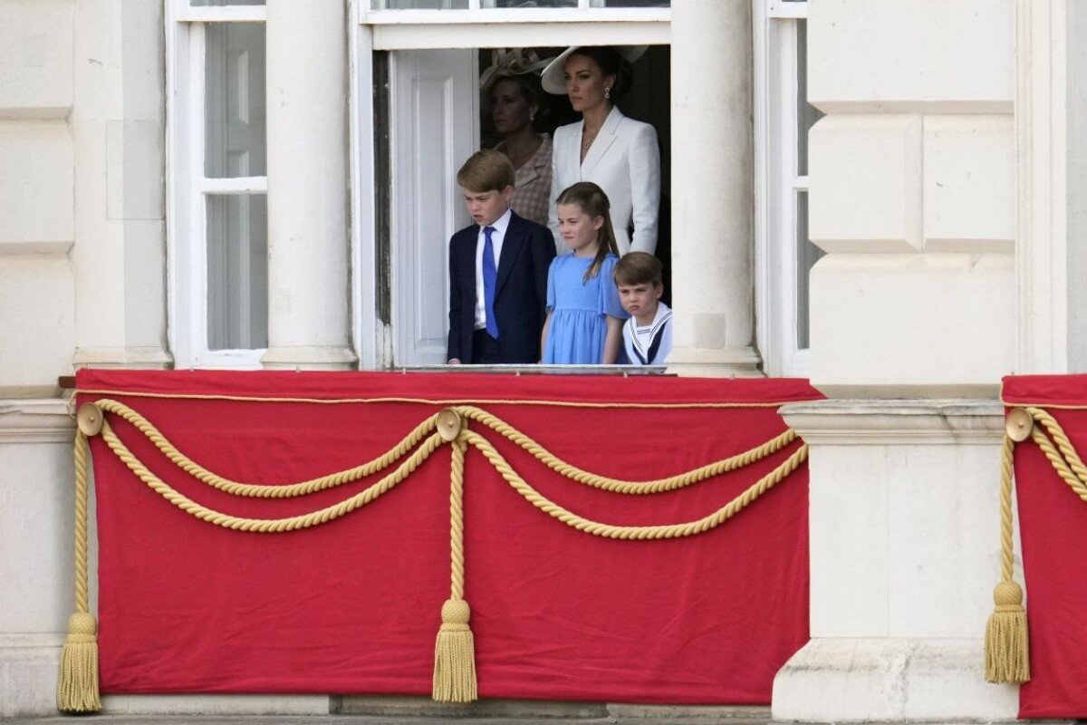 Britská kráľovná oslavuje 70 rokov na tróne.