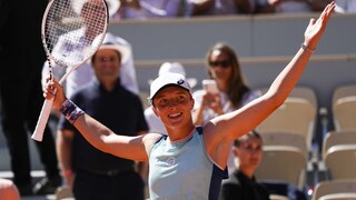 BRIEF: Tenis-Roland: Swiateková prvou finalistkou po triumfe nad Kasatkinovou