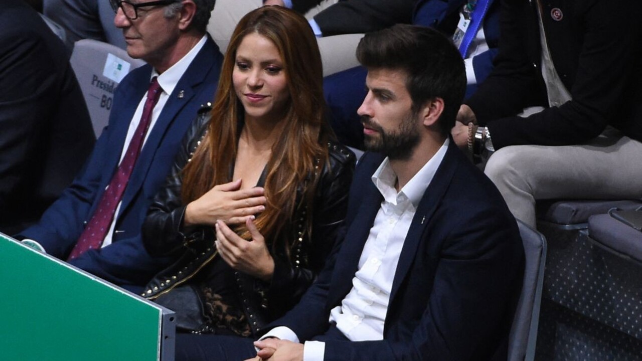 Futbalista Pique a speváčka Shakira oznámili rozchod. Podľa niektorých médií je v tom nevera