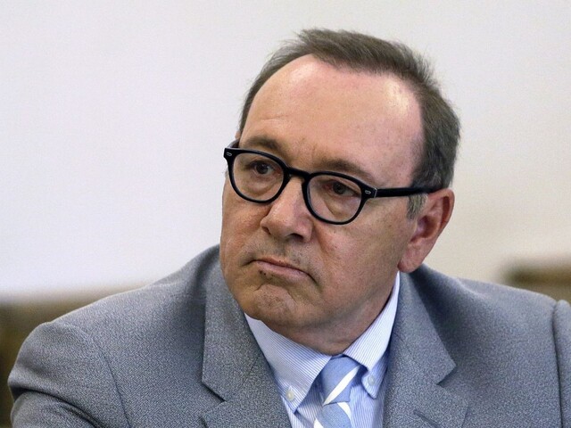 Kevin Spacey bude čeliť obvineniu zo sexuálneho obťažovania iba násťročného herca