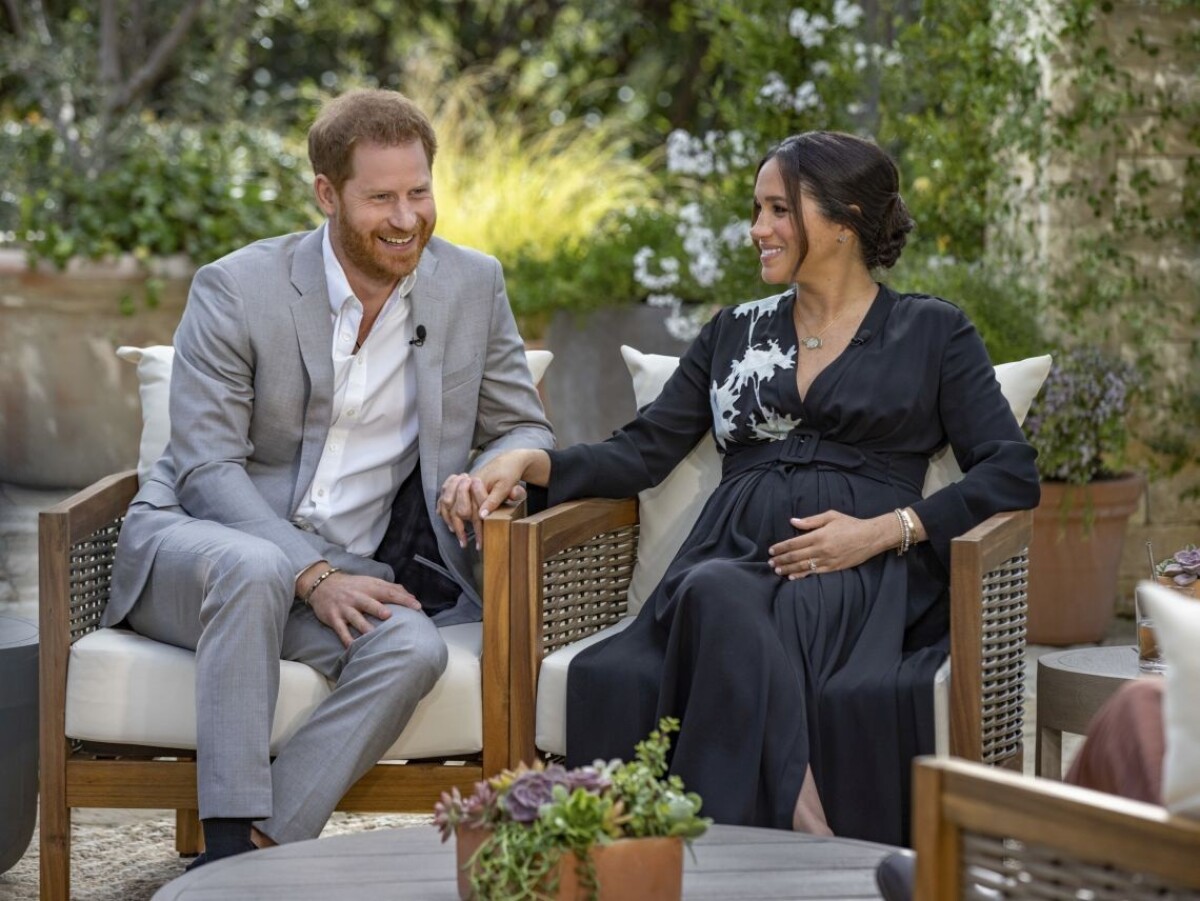 Princ Harry a Meghan Markle počas rozhovoru s Oprah Winfrey