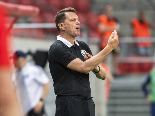 Tarkovič končí ako tréner futbalovej reprezentácie. Odvolali ho po fiasku s Kazachstanom