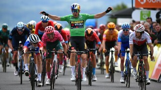 Gaudu zvíťazil v 3. etape Critérium du Dauphiné, Van Aert na čele