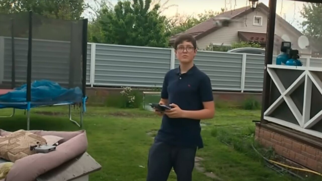 Ukrajina má nového hrdinu. Ruský konvoj odhalil s pomocou dronu len 15-ročný tínedžer