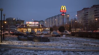 Rusko otvorí prvých 15 reštaurácií, ktoré majú byť náhradou legendárneho McDonald's