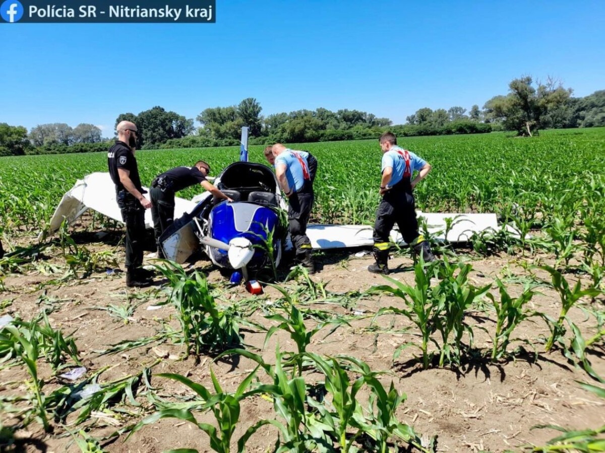 Polícia na mieste pádu