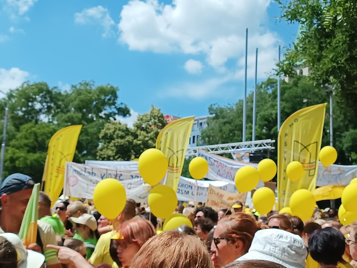 protest učiteľov