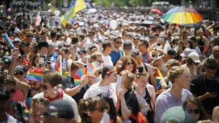 Koniec diskriminácie sexuálnym menšinám. Pochody hrdosti prilákali do miest tisíce ľudí