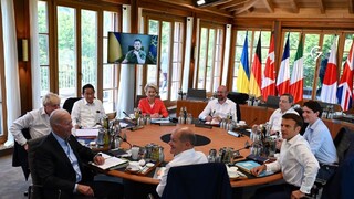 Zelenskyj na summite G7: Na rokovania s Ruskom nenastal čas, Kyjev musí upevniť svoje pozície