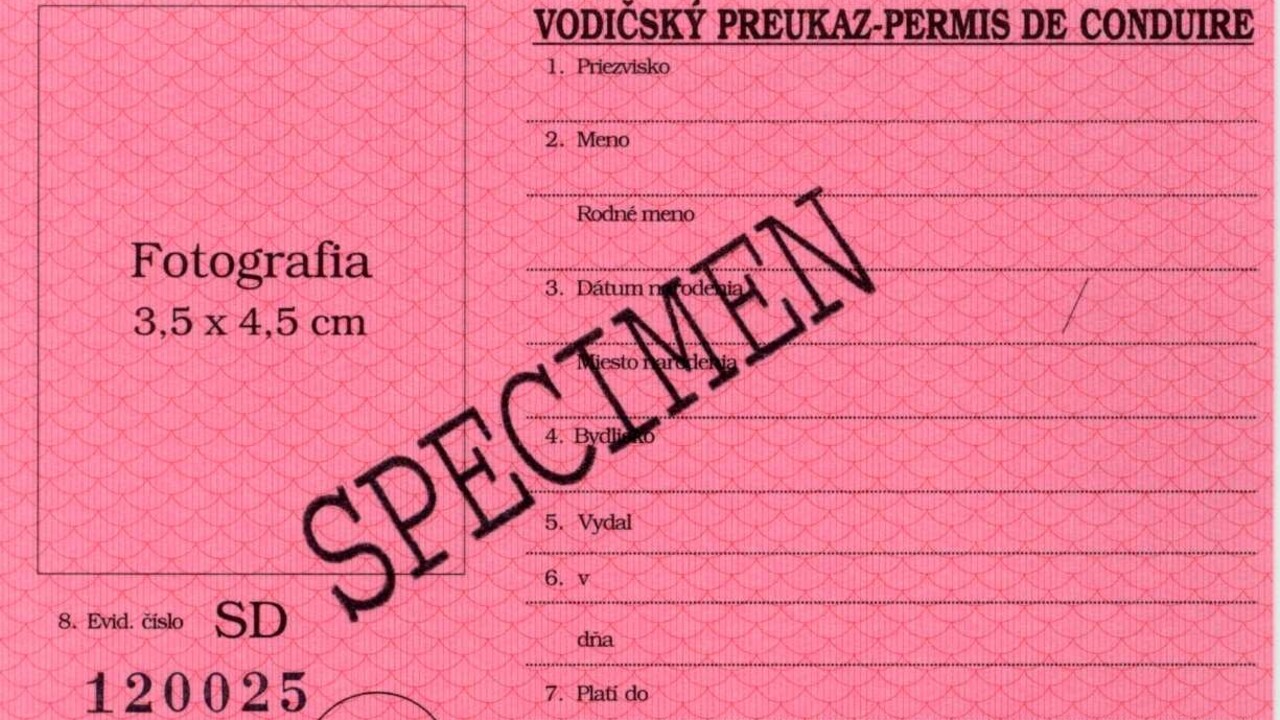 Osud ružových vodičských preukazov je spečatený. Kedy definitívne končí ich platnosť?