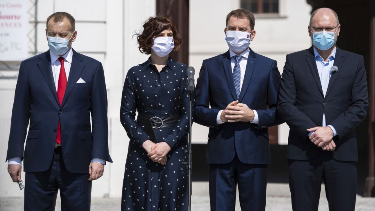 Vládne krízy: SaS si nesie stigmu od čias Radičovej, ťarcha ultimáta je teraz na Hegerovi