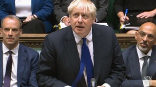 TA3 z Veľkej Británie: Boris Johnson pod tlakom končí. Čo bude nasledovať?