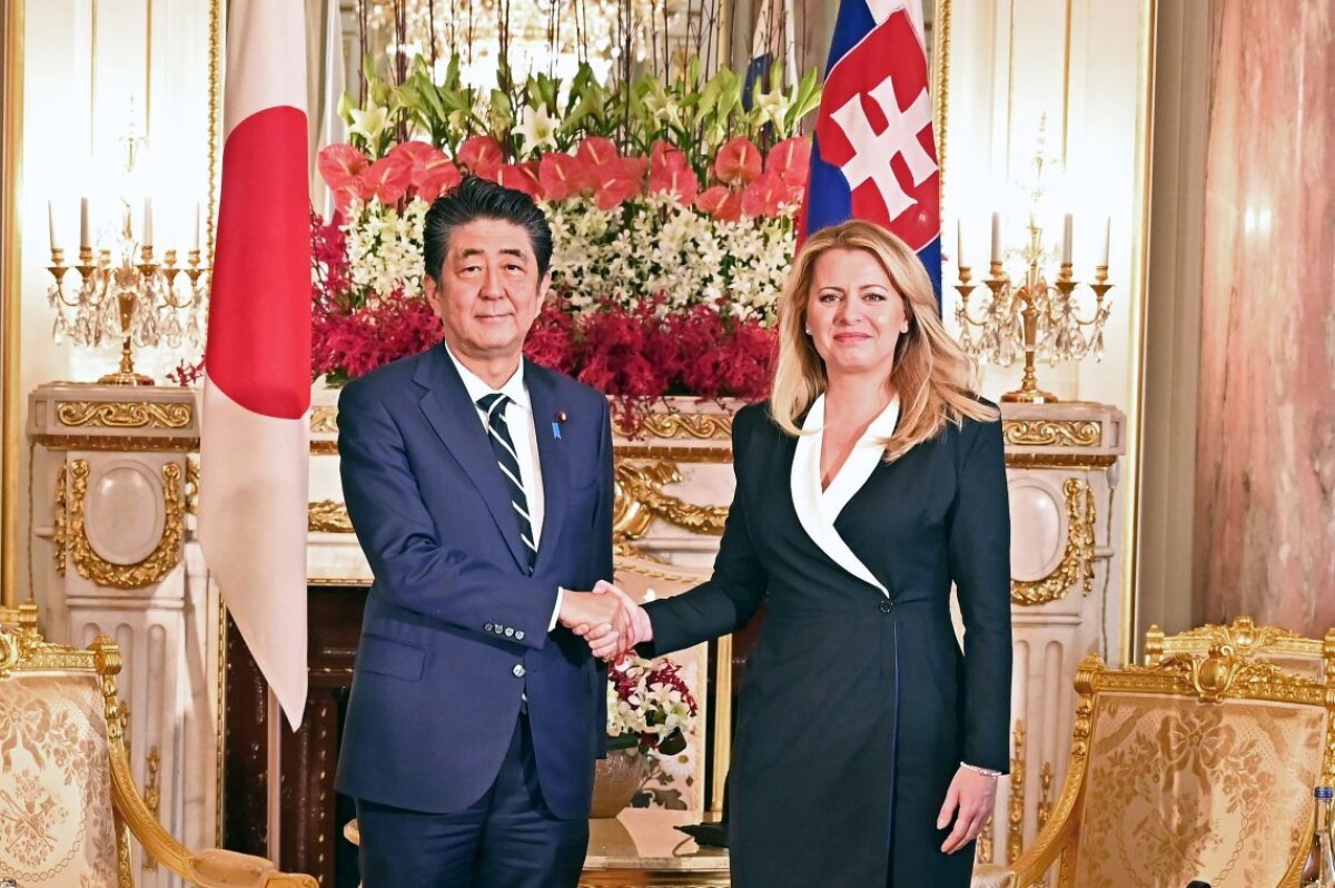 Šinzó Abe a Zuzana Čaputová