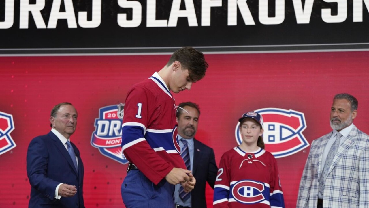 VEĽKÝ ROZHOVOR s Borisom Valábikom: Ak niekto odolá tlakom, tak je to jedine Slafkovský