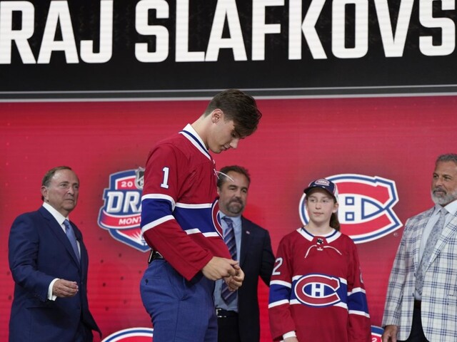 Montreal si poistil jednotku draftu. Slafkovský podpísal s Habs trojročný nováčikovský kontrakt