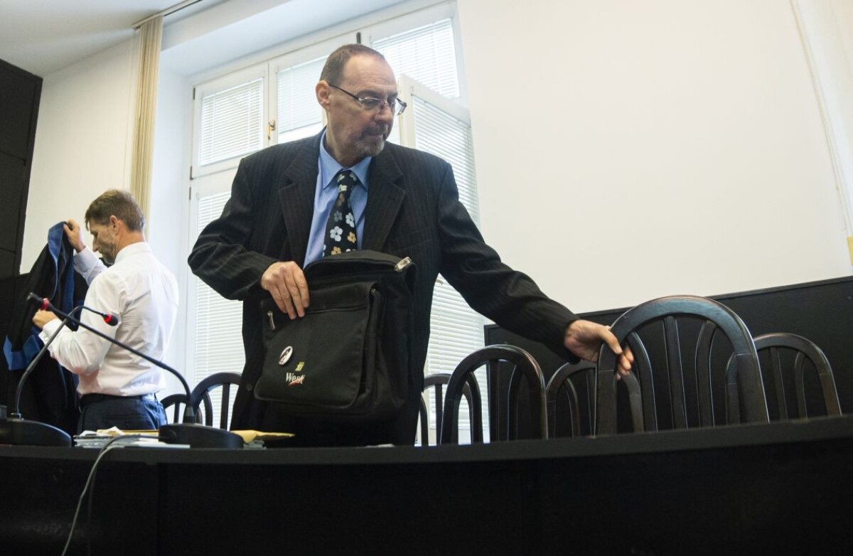 Dobroslav Trnka pred súdom