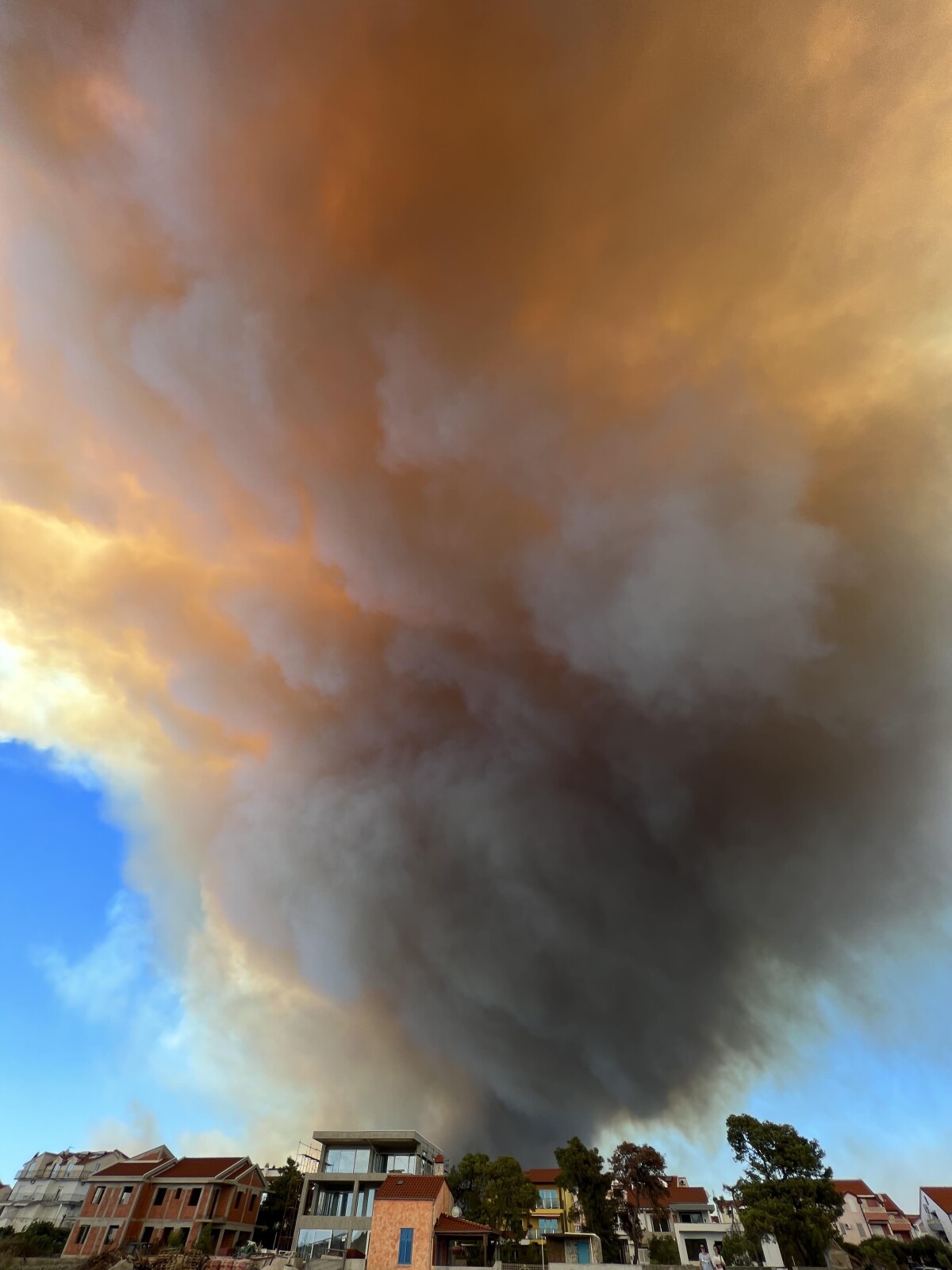 Požiar v oblasti Vodice - Srima