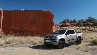 Volkswagen predstavil novú generáciu pick-upu Amarok. Dostane sa pod prednú kapotu 6 valec?