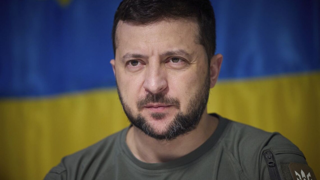 Zelenskyj si pripomenul ôsme výročie zostrelenia lietadla, Rusko účasť na incidente popiera