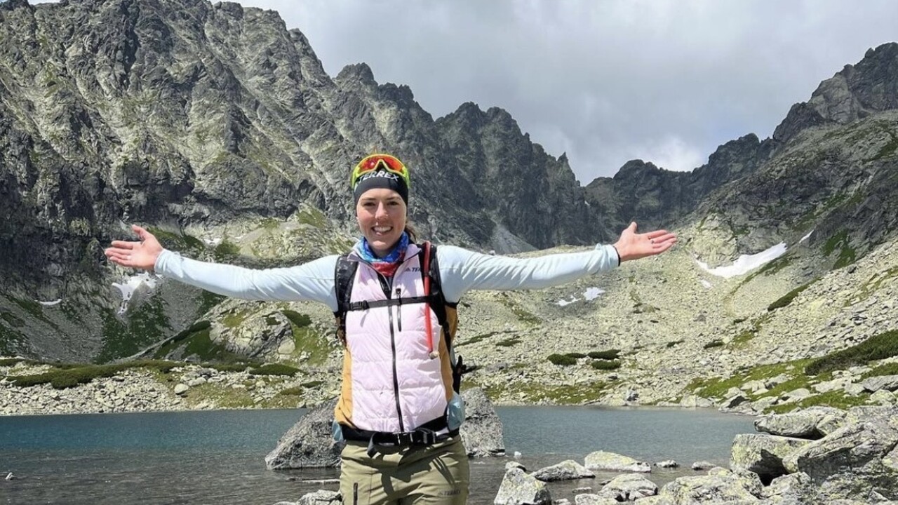 FOTO: Lyže vymenila za tenisky. Petra Vlhová zdolala Gerlachovský štít