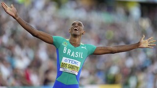 Brazílčan Dos Santos sa stal na atletických MS majstrom, po rokoch vylepšil rekord