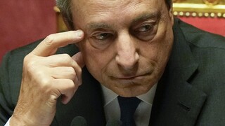Taliansky premiér Draghi má dôveru Senátu, jeho vláda je však ohrozená
