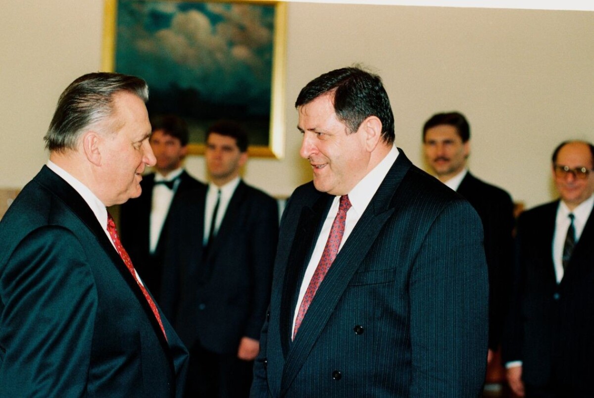 Bývalý prezident Slovenskej republiky Michal Kováč a Vladimír Mečiar.