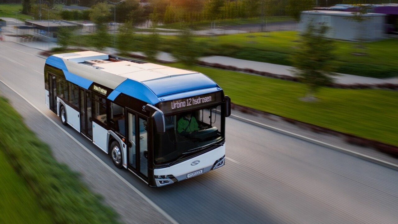 V Bratislave pribudnú nové vodíkové autobusy. Prvých cestujúcich odvezú už budúci rok