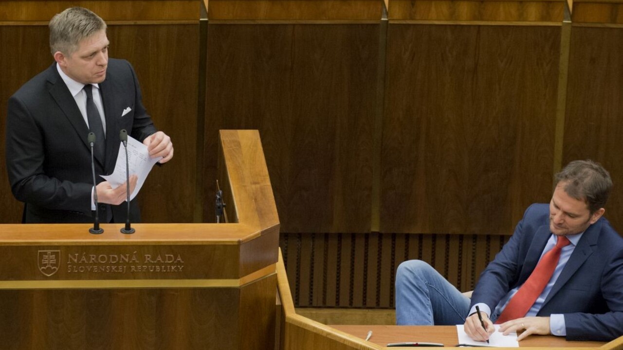 Politické hnutia a strany majú na účtoch milióny, najviac Matovič a Fico