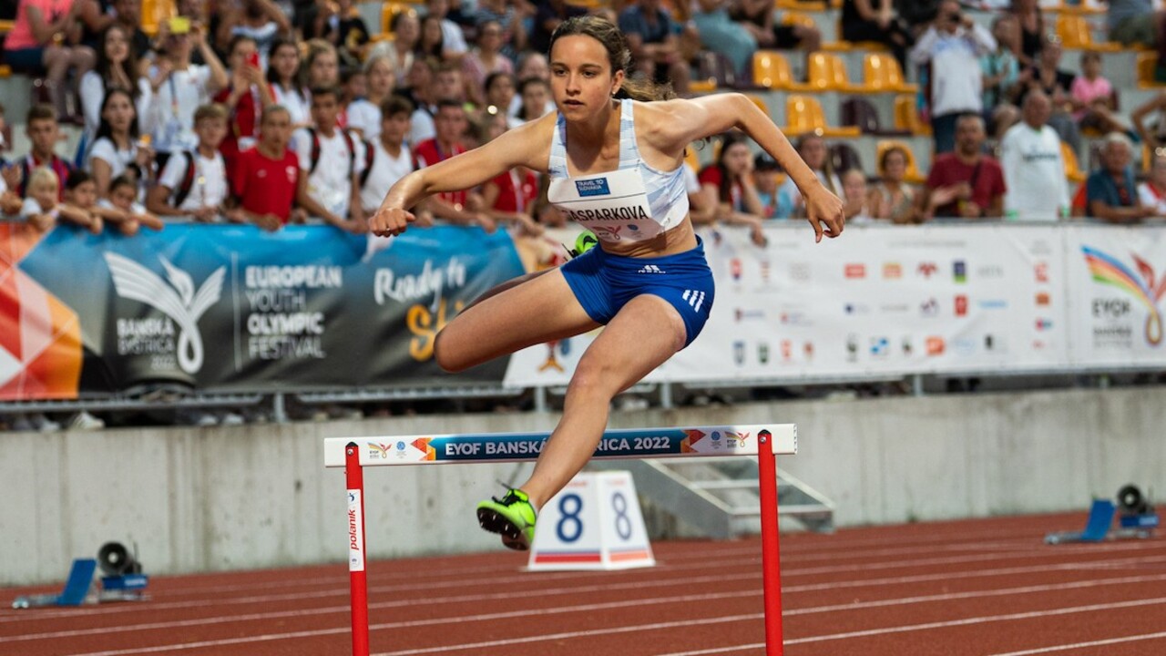 EYOF: Slovenské atlétky nepostúpili do finále v štafete, na najlepšiu osmičku im chýbali dve sekundy