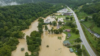 Ničivé záplavy v Kentucky si už vyžiadali 37 životov. Bilancia zrejme ešte porastie