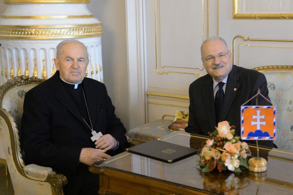 Stretnutie ex-prezidenta Ivana Gašparoviša s kardinálom Tomkom
