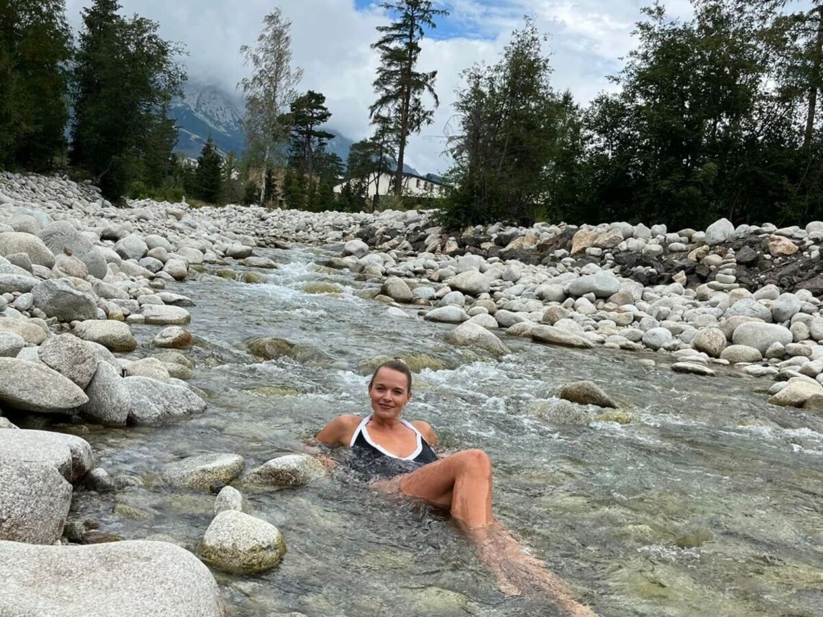 Poslankyňa Tabák sa opäť kúpala v tatranskom potoku