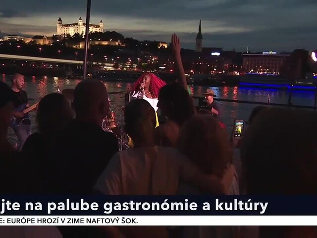 Kultúrny a gastronomický zážitok na Dunaji. Dominanty Bratislavy môžete obdivovať z paluby Pontonu