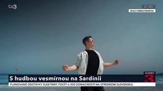 Skupina S hudbou vesmírnou po odchode speváčky nezaháľa. Natočila klip na Sardínii