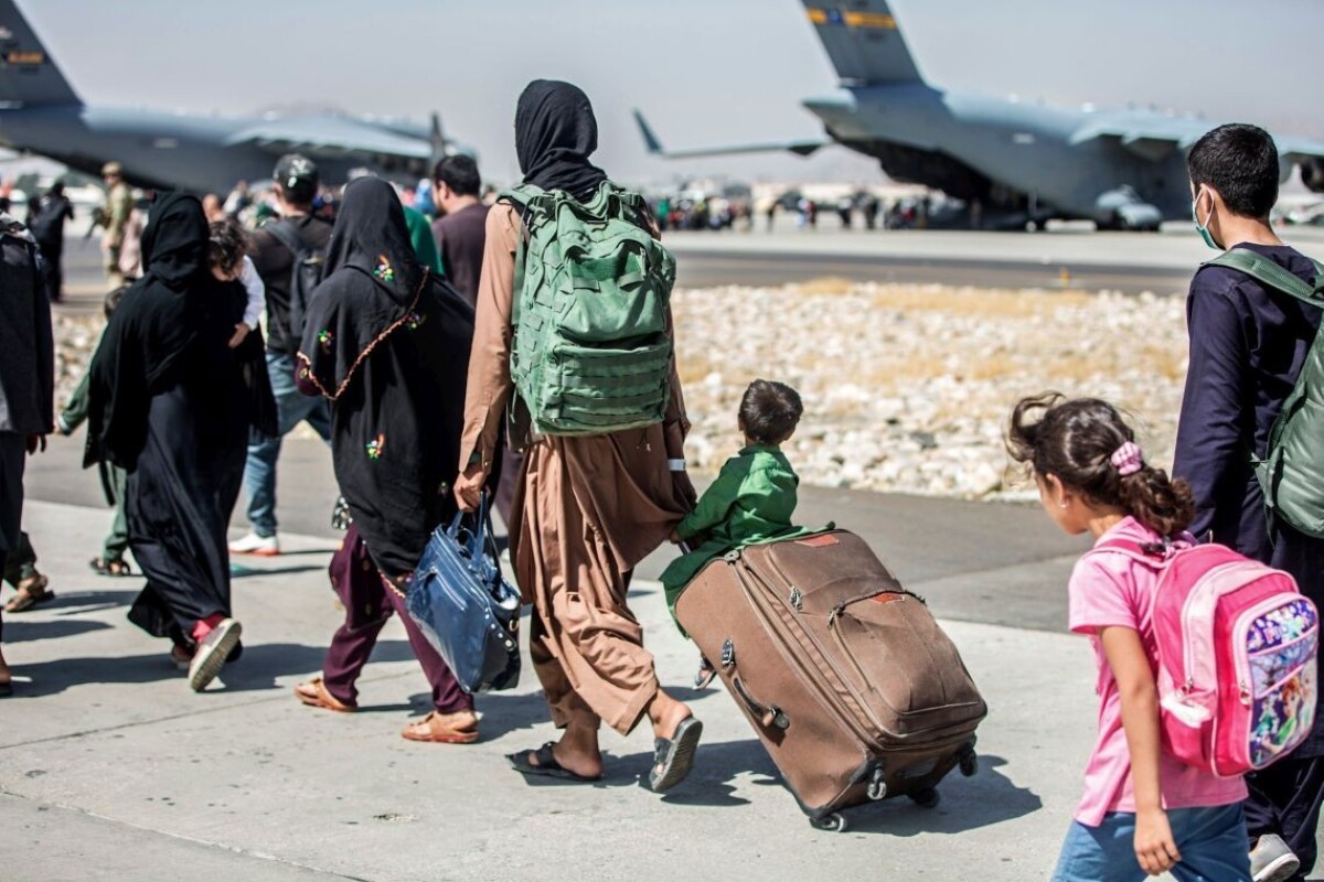 Za 24 hodín z Afganistanu evakuovali vyše 20-tisíc ľudí