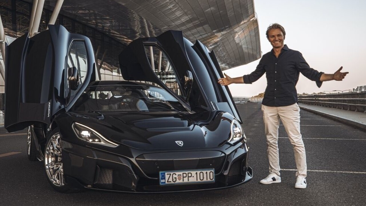 Nico Rosberg si prevzal prvý Rimac Nevera