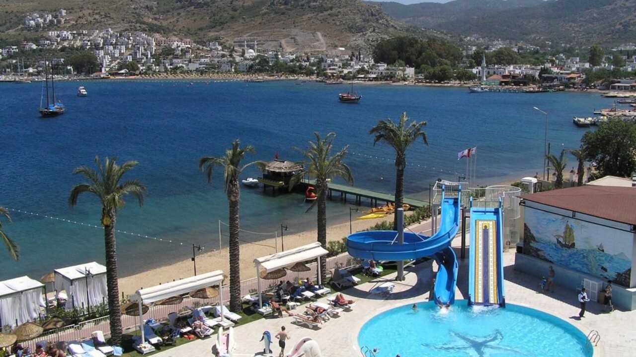 V dovolenkovom rezorte v Turecku zomrel Slovák, potvrdil to rezort zahraničia