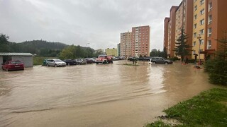 V Trstenej vyhlásili tretí stupeň povodňovej aktivity, vylial sa tam potok