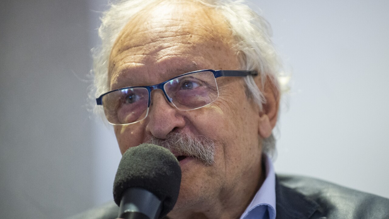 Súčasná politická situácia je dôsledok zlých rozhodnutí, hovorí herec František Kovár, podpísaný pod výzvou na odstúpenie Matoviča