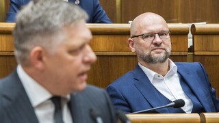 Fico požiadal Sulíka o stretnutie. Chce vedieť, ako bude vláda riešiť zdražovanie od nového roka