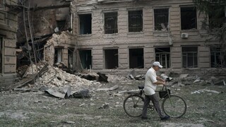 ONLINE: Rusko zintenzívnilo útoky na východe. Ukrajina už vyviezla milión ton poľnohospodárskych produktov