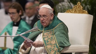 Vatikán prvýkrát označil Rusko za iniciátora vojny na Ukrajine. Zároveň bráni vyjadrenia pápeža Františka