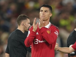Tréner ten Hag zopakoval: Ronaldo neopustí Manchester United